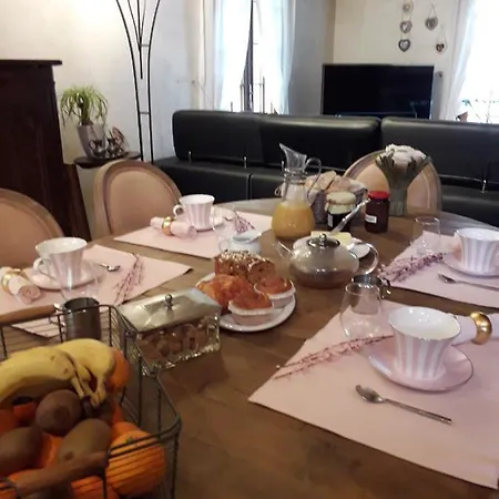 Chez Pascaline Couette-café 3*