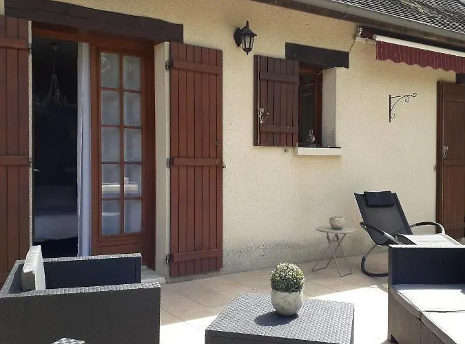 Chez Pascaline Bed & Breakfast 3*